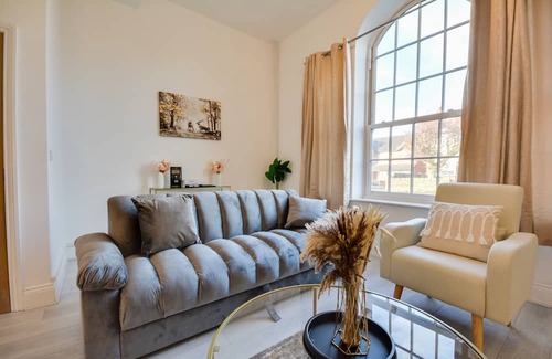 Wigan Apartment | Comfortable 1-Bed Apartment in Wigan with Breakfast Included