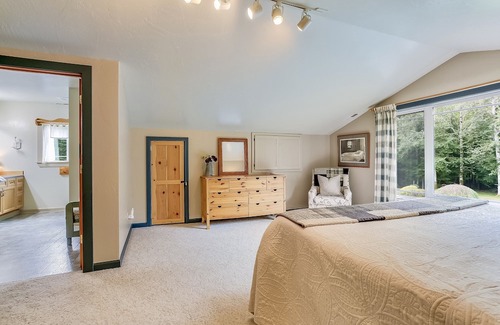 Forks Cabin | Experience the Best of Pacific Northwest with Ocean Views