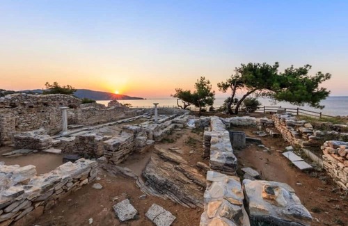 Astris Apartment | Seaview Garden Oasis - Family-Friendly & Breakfast Included
