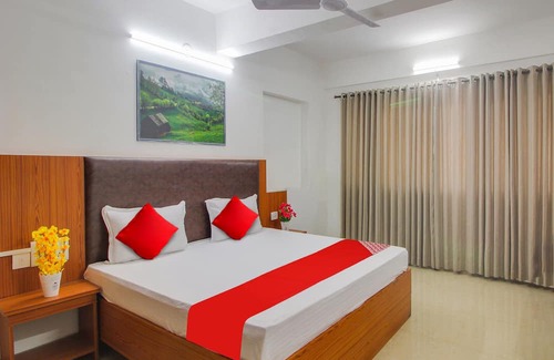 Bogmolo Hotel | OYO Raj Resort