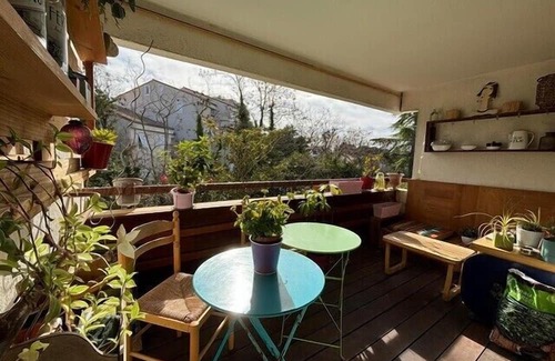 Croix-d'Argent Apartment | Cozy Family Retreat with Kitchen in Montpellier
