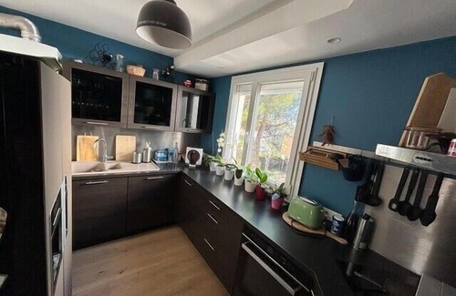 Croix-d'Argent Apartment | Cozy Family Retreat with Kitchen in Montpellier