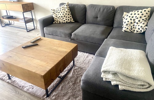 Saint Maurice Apartment | Bright T3 with Balcony - Family-Friendly Getaway Awaits