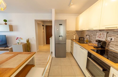 Tractorul Apartment | Nature Retreat in the Heart of Brasov for Families