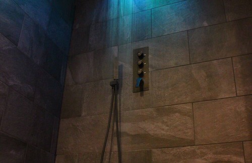 Auxerre Apartment | Relaxing Spa Retreat at Spa privatif by XELA Awaits You
