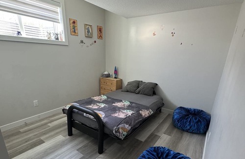 Leduc County House | Cozy home for your lovely stay