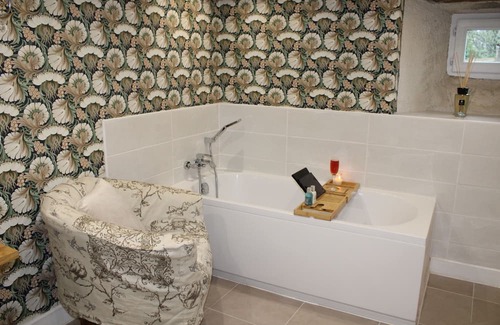 Pouligny-Notre-Dame Cottage | Elegant Gite in the Scenic Indre Region of France