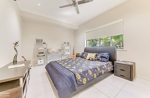 Yeppoon House | Seaview Pool Oasis with Endless Entertainment Awaits You