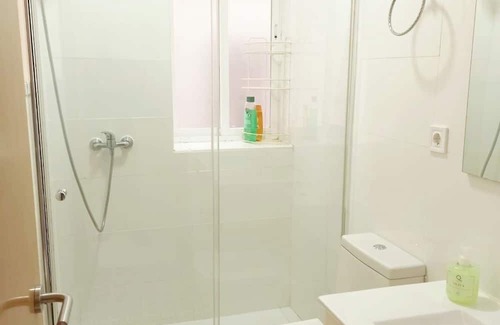 Ciudad Universitaria Apartment | Superhost Madrid Center: Ideal Location with Spa & Dining