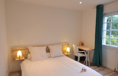 Pont du Cens-Cote d'Or Villa | Indulge in Relaxation at Our Premier Hotel with Spa & Pool