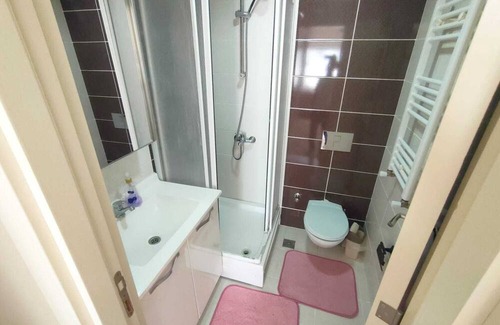 Esenyurt House | Pet-Friendly Getaway with Spectacular Views and Ample Space