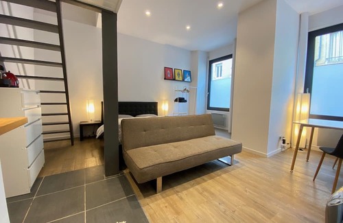 Saint-Pierre - Rene II - Bonsecours Apartment | Cozy Studio in the Heart of Nancy with Kitchen & Pet Access