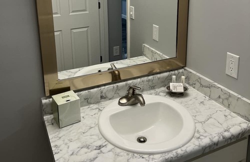 Troy Apartment | Another opening in Troy, just for you!
