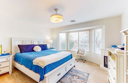 Laveen Village House | Relaxing Water View Stay with Putt-Putt and Cozy Fireplace