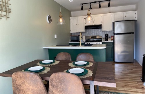 Mays Landing House | Elegant Town Home with Family-Friendly Amenities