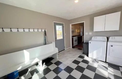 Red House Other | Secluded Freedom Lookout: Family-Friendly Retreat Near Liberty