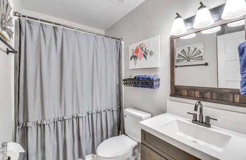 Clemson Cottage | Pet-Friendly Clemson Cottage Near University - Guest Rated 9.8