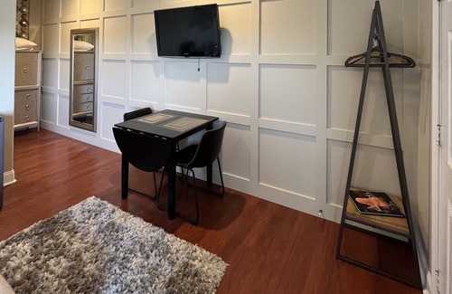 Marble Falls Apartment | Cozy Retreat at Lonely Oak Guesthouse - Room 2 Awaits