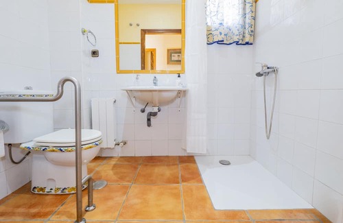 Zafarraya Cottage | Family Retreat at Cubo's La Casa de Tita Elvira