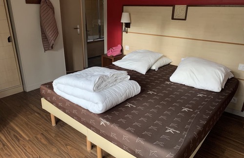 Chaumont-sur-Tharonne Cottage | Relaxing Cottage VIP for 4 at Les Hauts de Bruyères