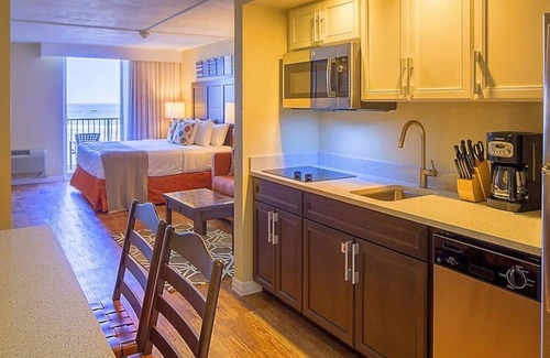 Ormond Shores House | Relax by the Atlantic in Our Ocean View Studio Apartment
