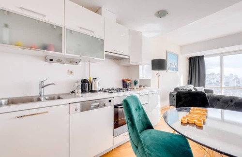 Basaksehir Apartment | City View Residence with Kitchen Near Mall of Istanbul
