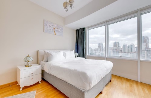 Basaksehir Apartment | City View Residence with Kitchen Near Mall of Istanbul