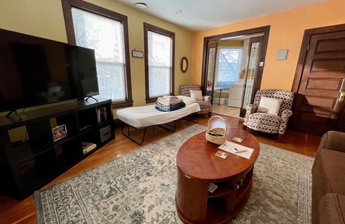 Helena Apartment | Dog-Friendly Retreat at The Blackfoot - Guest Rated 10/10