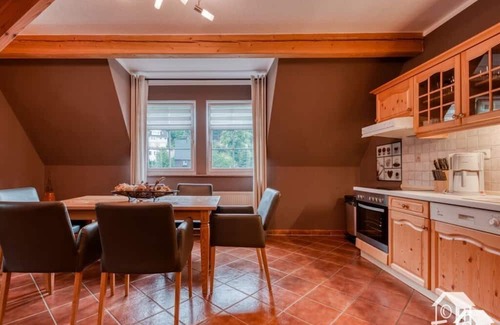 Frohnau Apartment | Welcoming Maisonette Holiday Apartment “Fichtelberg” Family Retreat
