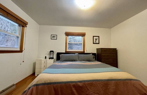 Alden House | Comfortable Stay Near Torch Lake for Family Getaways