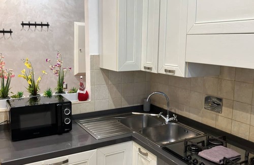 Tuscolano Apartment | Discover La Luna and La Gatta: Prime Location & Top Amenities