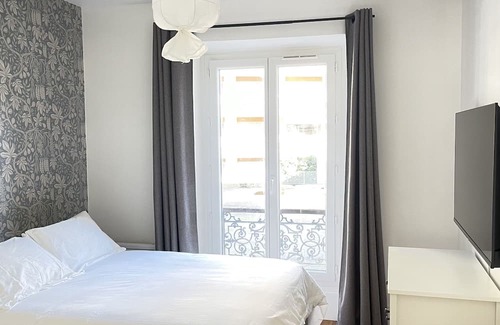 Bel-Air Nord Apartment | spacious apartment in the heart of Paris ideal for families or groups