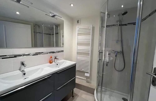 Mareuil-sur-Cher Apartment | Cozy Duplex near Zoo de Beauval with Family-Friendly Amenities