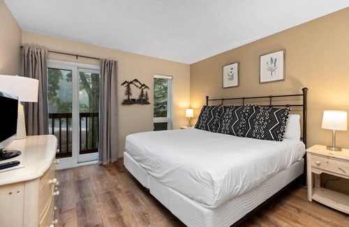Nellysford Condo | Experience Highlands 05 with Family-Friendly Amenities