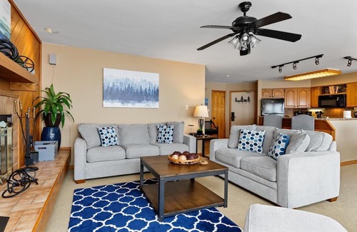 Nellysford Condo | Discover Cliffs 26: Family-Friendly Wintergreen Retreat