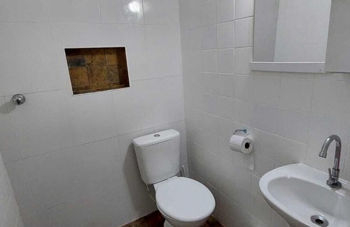 Jardim Praiano Apartment | Family-Friendly Beachfront Apartment in Guarujá for 10