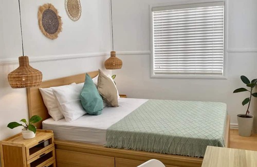 Lipa Villa | Relax at The White Villa In Lipa with Private Pool & Games