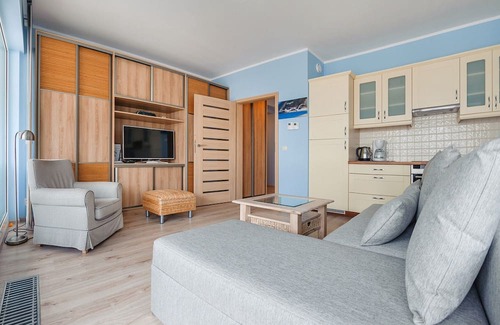Miedzyzdroje Apartment | Cozy Apartment for 4 in Miedzyzdroje with Great Amenities