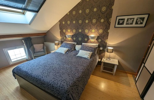 Arbigny-sous-Varennes Bed & Breakfast | Comfortable Guestroom in Arbigny-sous-Varennes for 4
