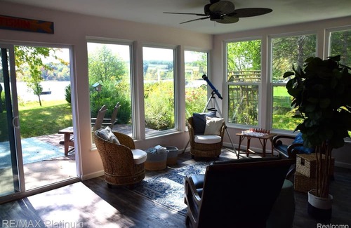 Unadilla Township House | Serene Lakefront Retreat with Pet-Friendly Amenities