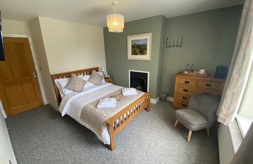 Ewyas Harold Bed & Breakfast | Unforgettable Stays at The Temple Bar Inn - 10/10 Rated!
