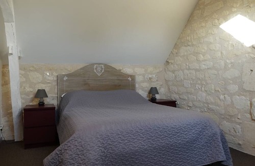 Huismes House | Discover Gîte des Basses Rivières - Pet & Child Friendly Stay