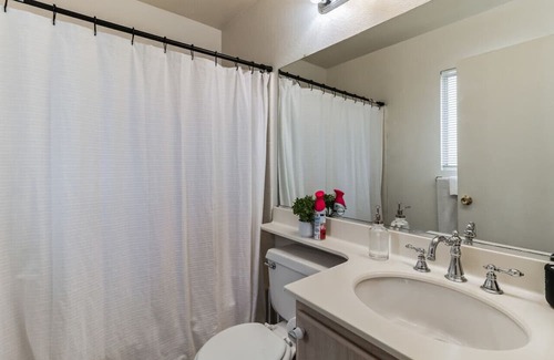 Victorville House | Relaxing 3BR Home Retreat in Adelanto - Family Friendly