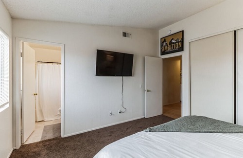 Victorville House | Relaxing 3BR Home Retreat in Adelanto - Family Friendly