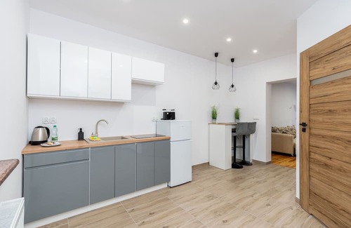 Stare Podgorze Apartment | Cozy Czackiego Standard Studio with Breakfast & Kitchen