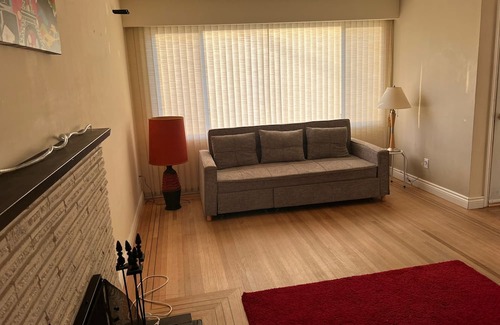 Delta House | Cheap Cozy Large Well Furnished Bedroom Available