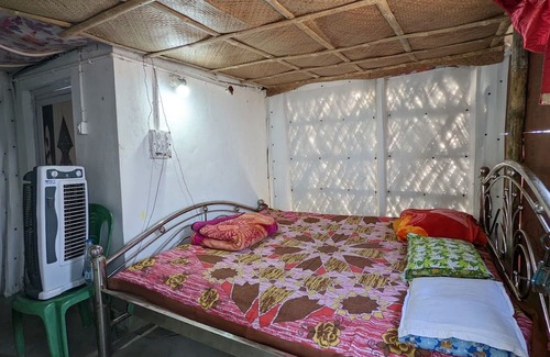 Diamond Harbour Hotel | Relax at Mousuni The Dolphin Camp with Family-Friendly Amenities