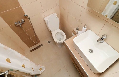 Kriopigi Apartment | Cozy Kriopigi Getaway - Ideal Anna-Maria Apartment for 4
