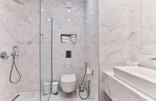 Golubovina Hotel | Discover Comfort at Hotel Crown with Family-Friendly Amenities