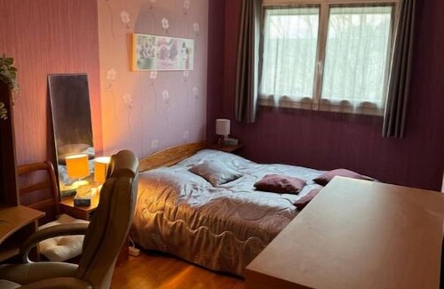 Maurepas House | Charming Maison de Ville with Outdoor Space for Families